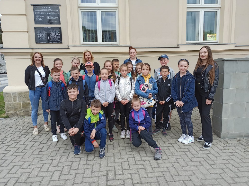 "Moje miasto Sułkowice" - spacer tematyczny dla klasy III B ze Szkoły Podstawowej nr 2 w Sułkowicach