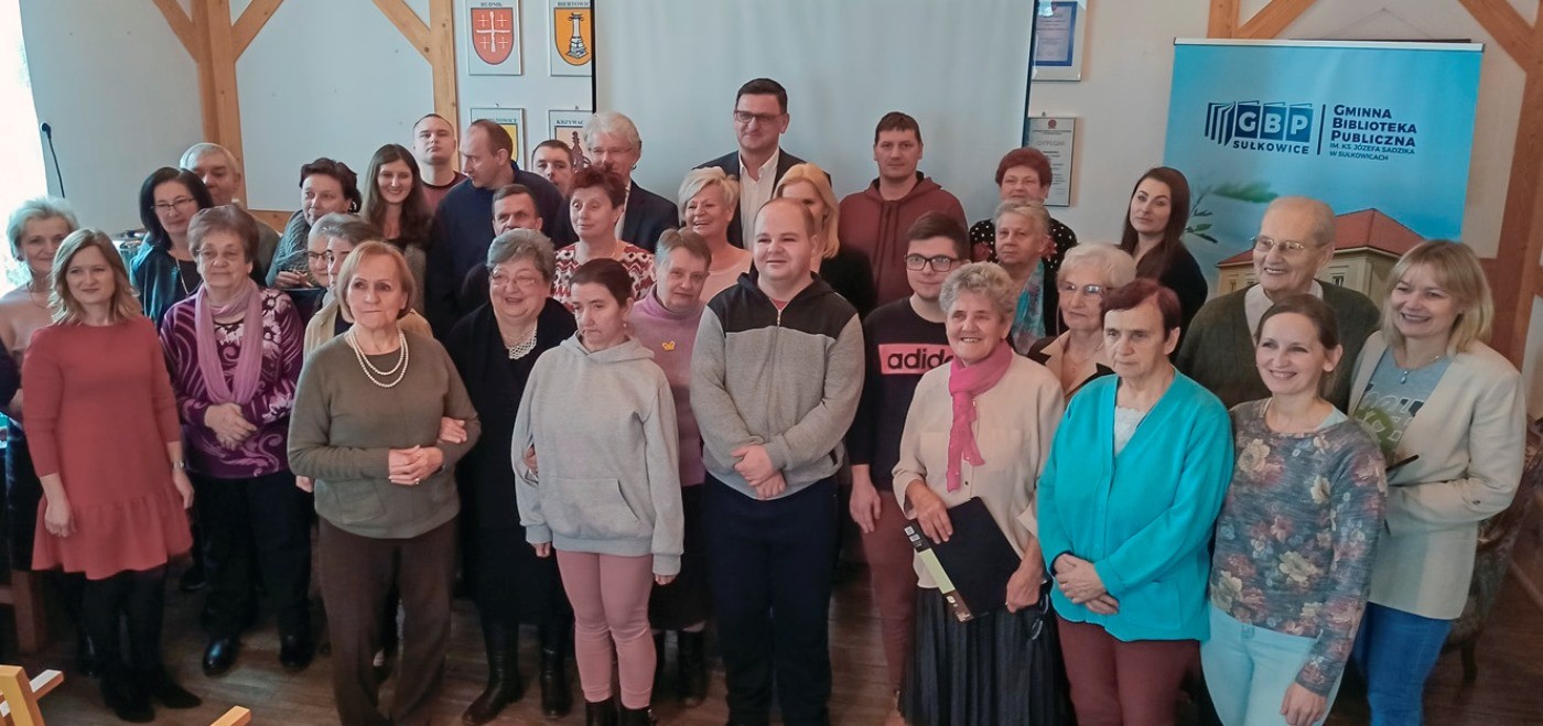 Poezja Wisławy Szymborskiej z Klubem Senior+