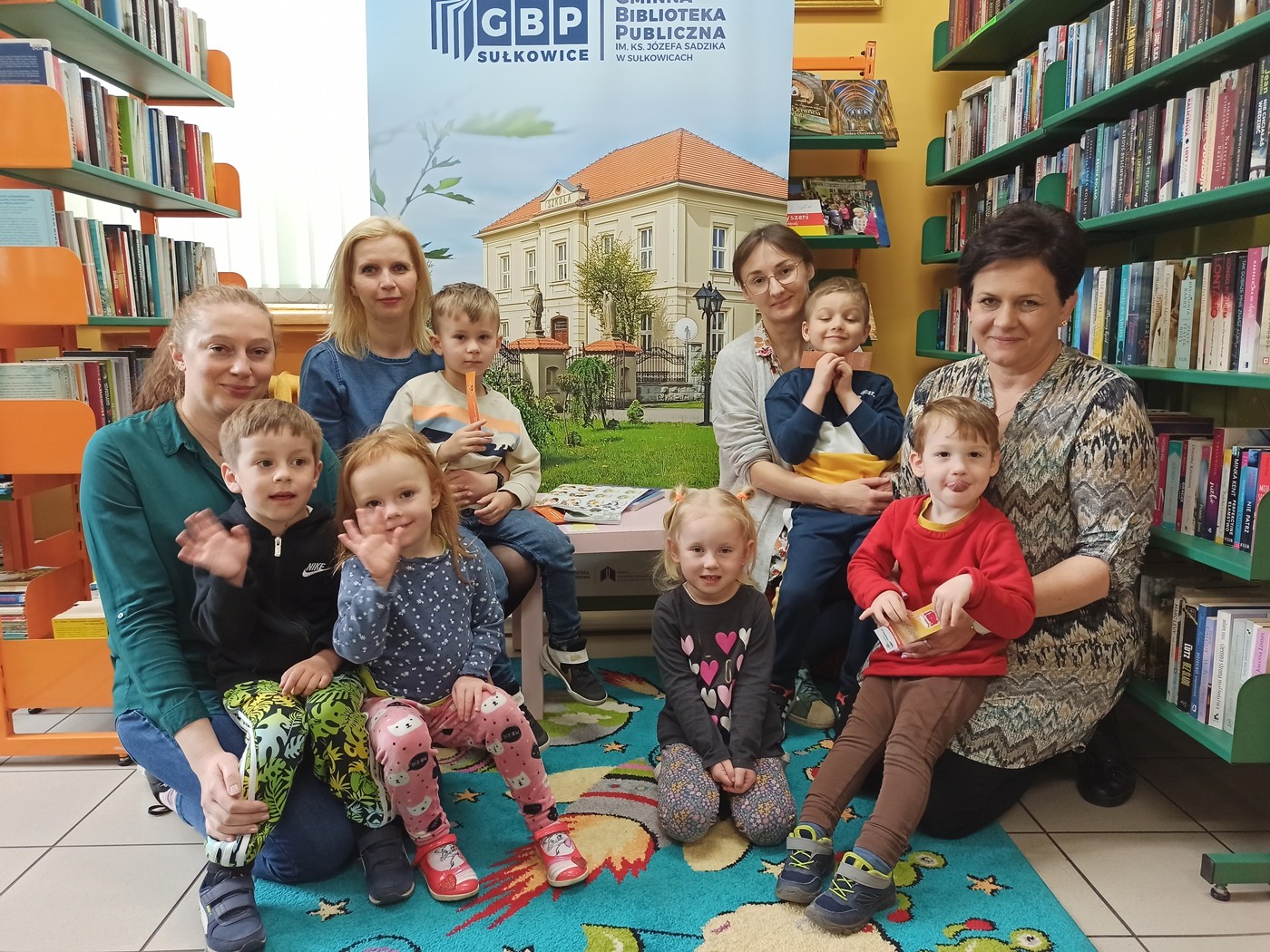 Dzieci ze żłobka Radosne Serce w Bibliotece