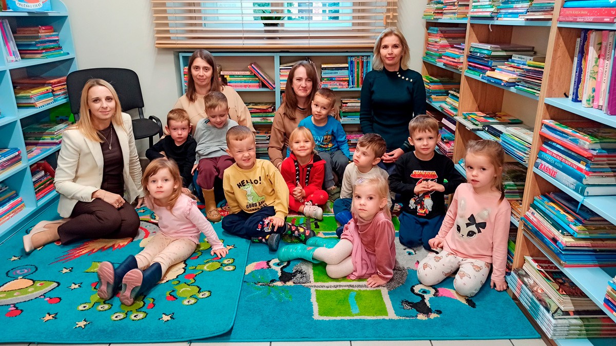 Klub Małego Czytelnika - spotkanie z dziećmi z Niepublicznego Żłobka i Przedszkola Radosne Serce w Sułkowicach