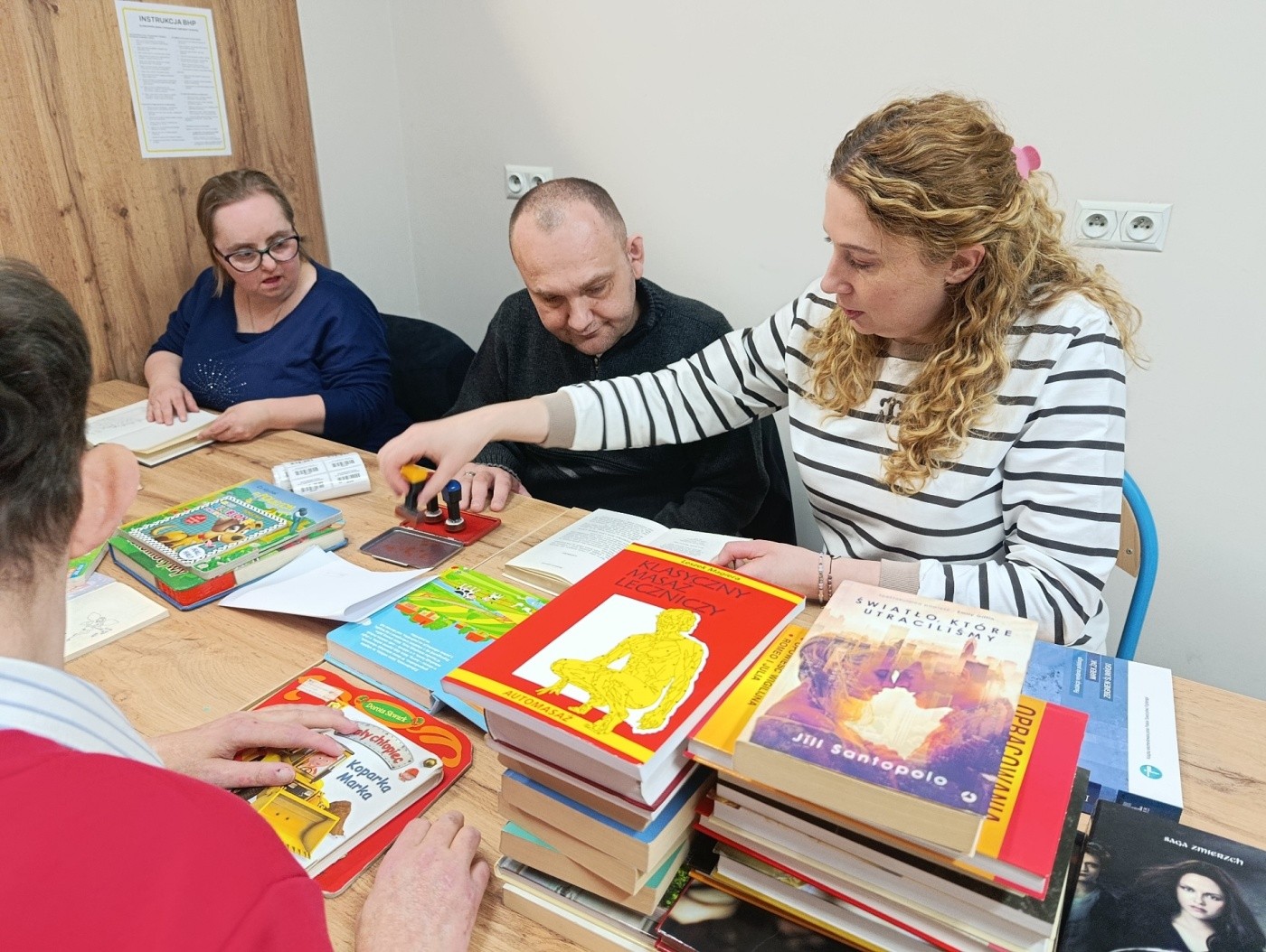 Zajęcia dla WTZ - praca bibliotekarza