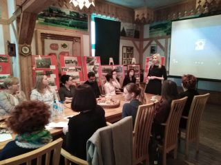 Powiatowa konferencja bibliotekarzy - zdjęcie 1