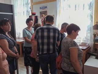 „Skarby przeszłości” -  spotkanie dla dwóch kolejnych grup z Środowiskowego Domu Samopomocy w Sułkowicach - zdjęcie 13