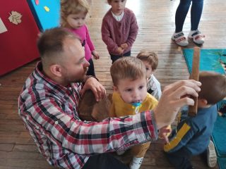 „Radosne Serce” w Bibliotece i Izbie Tradycji - zdjęcie 2