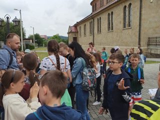 Deszcz "zaczekał", aby uczestnicy sułkowickiej Akcji Lato mogli przejść trasę "Sułkowickiego Śtupania" - zdjęcie 8