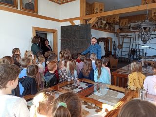 Spotkanie z historią w Izbie Tradycji - zdjęcie 17
