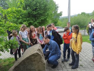 "Moje miasto Sułkowice" - spacer tematyczny dla klasy III B ze Szkoły Podstawowej nr 2 w Sułkowicach - zdjęcie 23