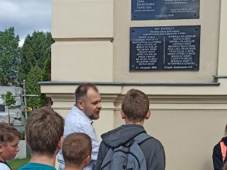 Spacer tematyczny z dziećmi z Harbutowic - zdjęcie 3