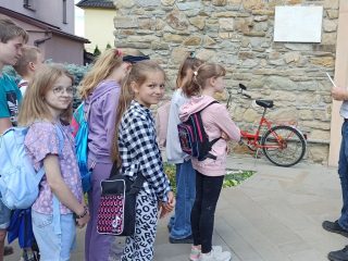 Spacer tematyczny z dziećmi z Harbutowic - zdjęcie 5