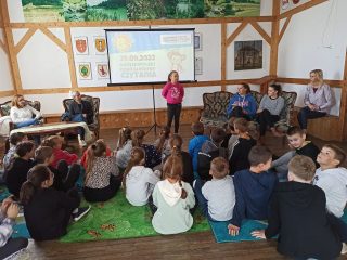 Spotkanie czytelnicze dla uczniów klasy III a i b Szkoły Podstawowej nr 1 w Sułkowicach - zdjęcie 17