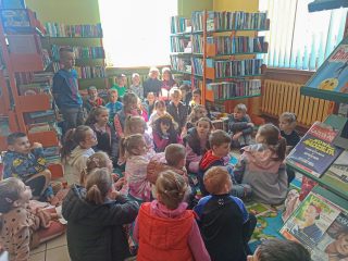 Dawne zawody - "Spotkań z historią" dla klasy 1a i 1b - zdjęcie 12