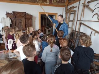 Spotkanie z historią dla klasy 1 A i 1 B - zdjęcie 15