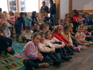 Świąteczne spotkanie dla przedszkolaków - zdjęcie 3