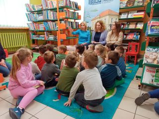 Biblioteka moje ulubione miejsce - zdjęcie 2