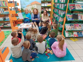 Biblioteka moje ulubione miejsce - zdjęcie 5