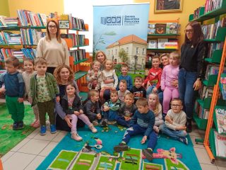Biblioteka moje ulubione miejsce - zdjęcie 7