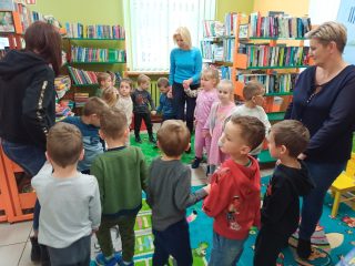 Biblioteka moje ulubione miejsce - zdjęcie 9