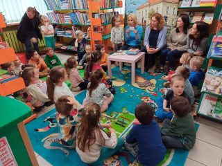 Biblioteka moje ulubione miejsce - zdjęcie 10