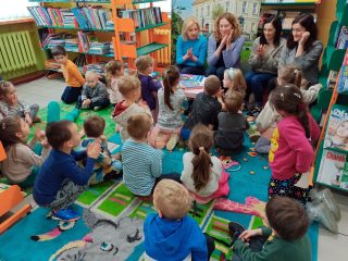 Biblioteka moje ulubione miejsce - zdjęcie 16