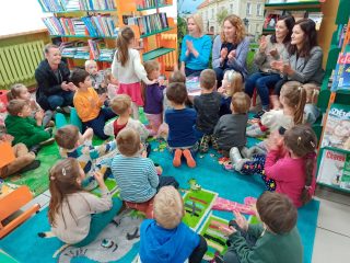 Biblioteka moje ulubione miejsce - zdjęcie 17