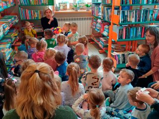 Spotkanie z okazji Tygodnia Bibliotek - zdjęcie 1