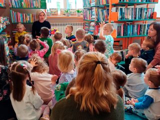 Spotkanie z okazji Tygodnia Bibliotek - zdjęcie 3