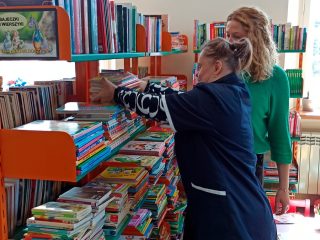 Praktyki pełne zaangażowania i historii – maj w bibliotece - zdjęcie 8