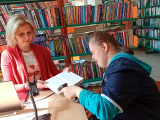 Praktyki pełne zaangażowania i historii – maj w bibliotece - zdjęcie 12