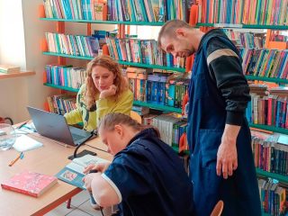 Praktykanci zakończyli swój staż - zdjęcie 9