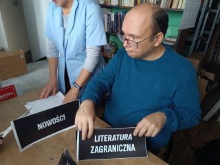 Praktykanci w bibliotece - zdjęcie 4