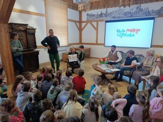 Klub Małego Czytelnika - zawód dentysta - zdjęcie 15