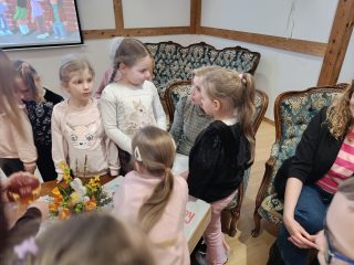 Kolejne zajęcia Klubu Małego Czytelnika - zdjęcie 10