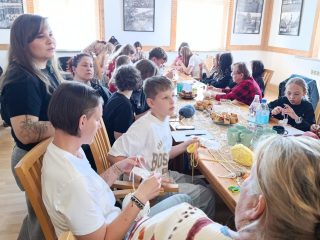 Światowy Dzień Dziergania w Miejscach Publicznych 2026 - zdjęcie 25