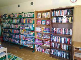 Punkt biblioteczny w Krzywaczce - zdjęcie 1