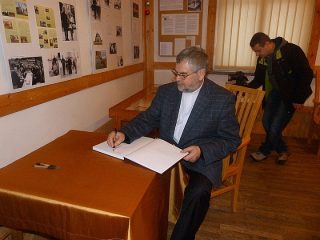 Uroczystość nadania imienia bibliotece - zdjęcie 10